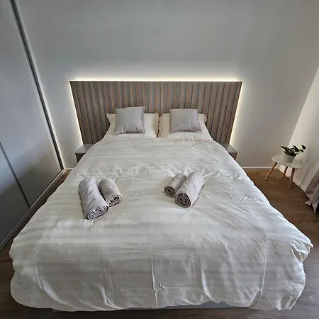 Calmora Premium Free Parking Balcony Nespresso Opticka Wifi Apartmán *